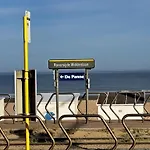 Raversijde With Seaview