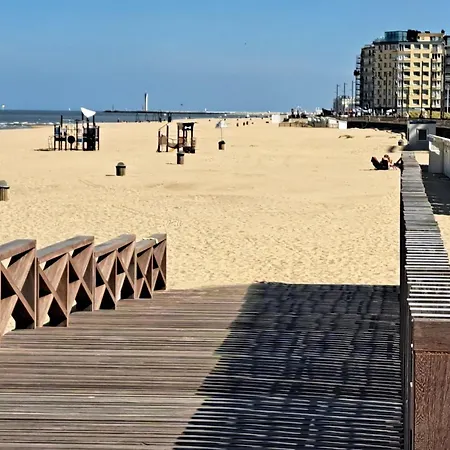 Raversijde With Seaview オステンド