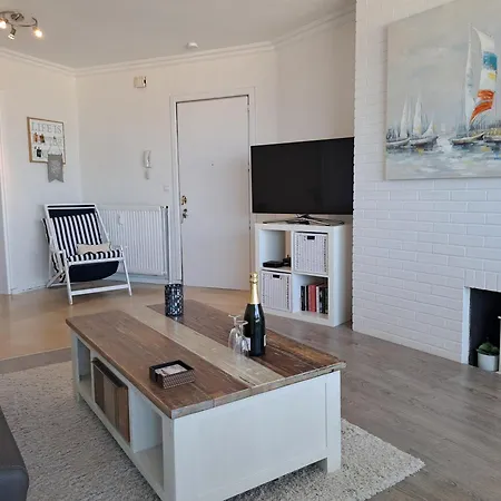 Appartement Raversijde With Seaview