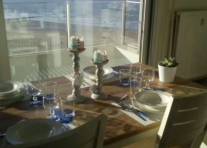 Apartment Raversijde With Seaview *