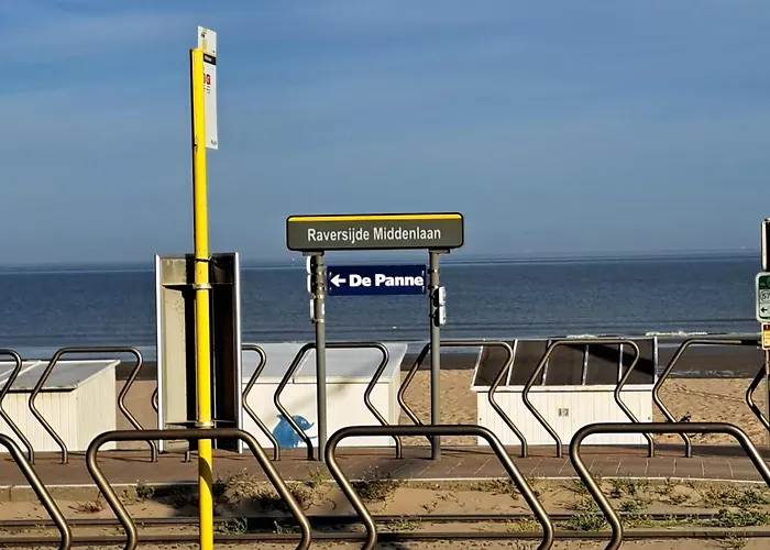 Raversijde With Seaview